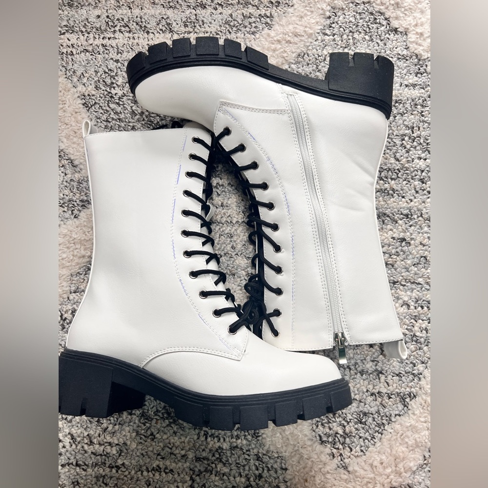 Brand New Qupid Boots
